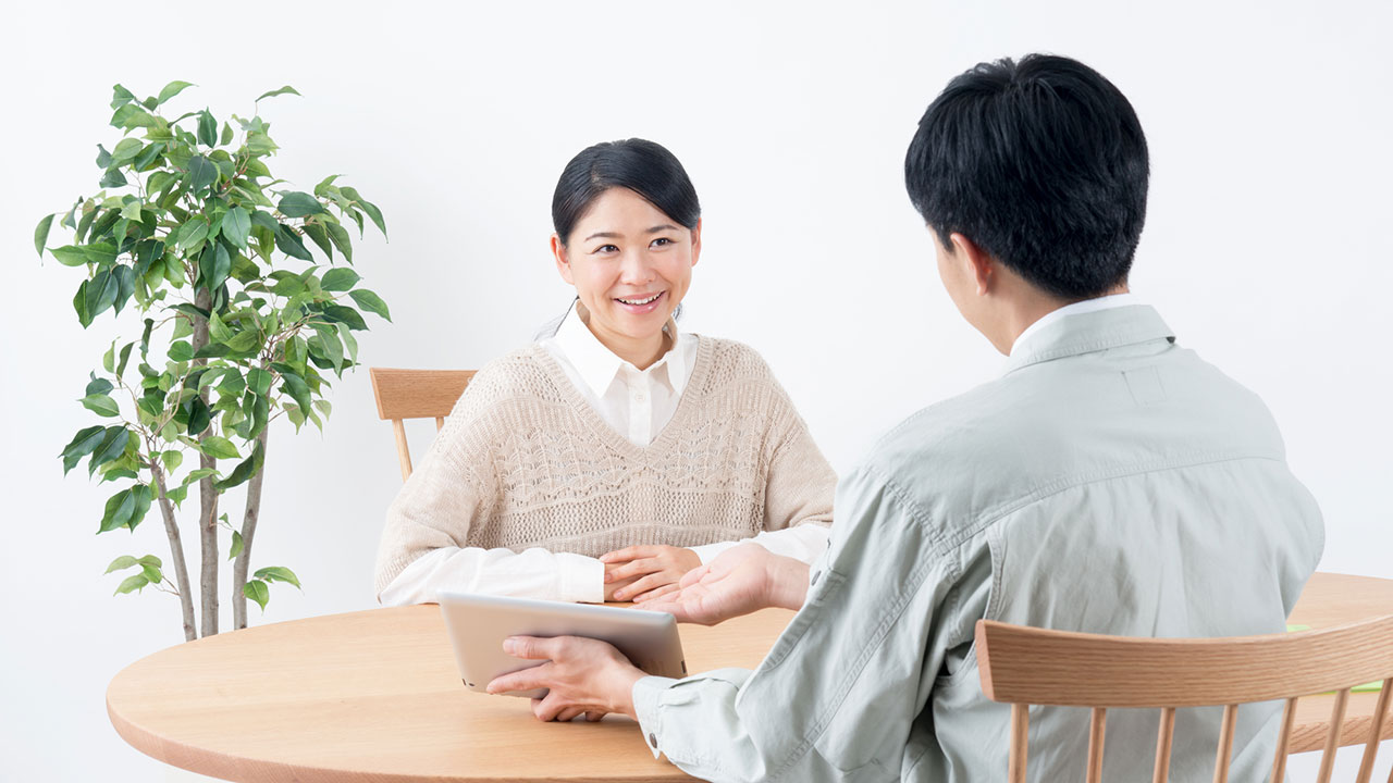 相続手続きにかかる費用｜相続登記などの依頼内容別費用や司法書士や税理士などの専門家の相場【行政書士監修】